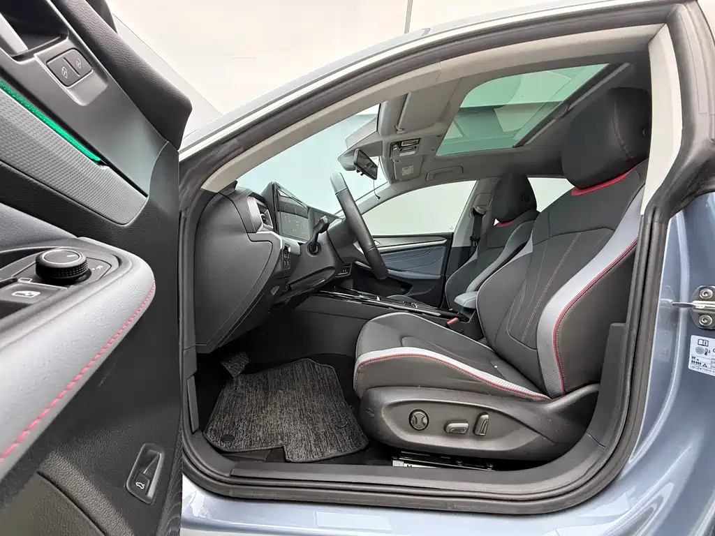 Lingdu 2022 Lingdu L 280TSI DSG Hot Edition купить на сайте DeffCars