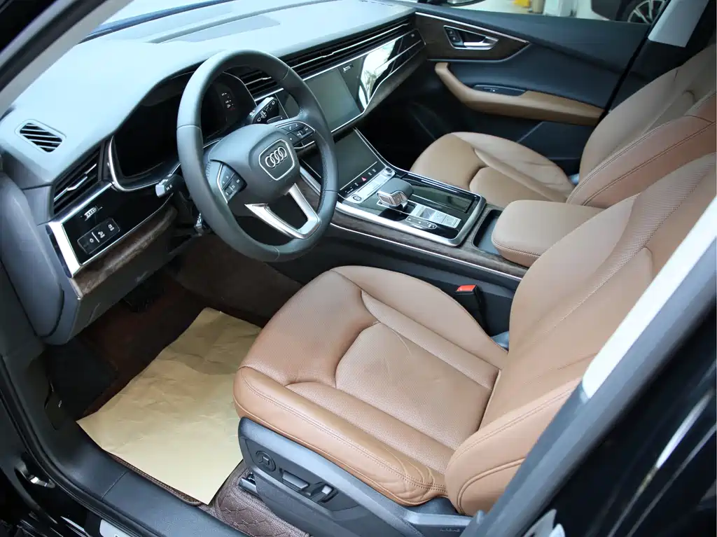 Audi Q7 2022 55 TFSI quattro S line sports купить на сайте DeffCars