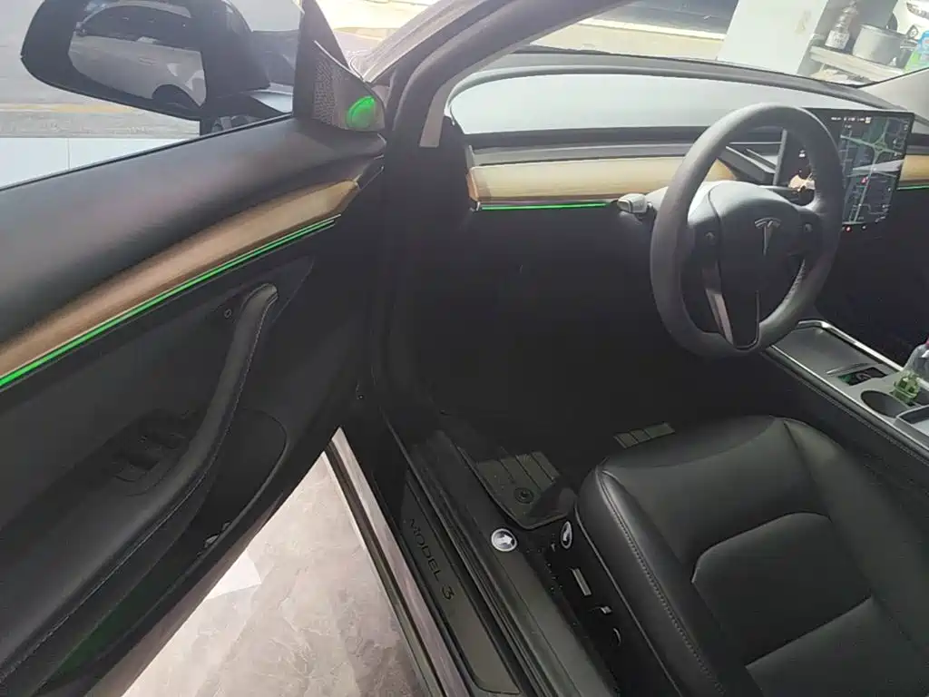 Model 3 2021 standard range rear drive upgraded version 3D6 купить на сайте DeffCars