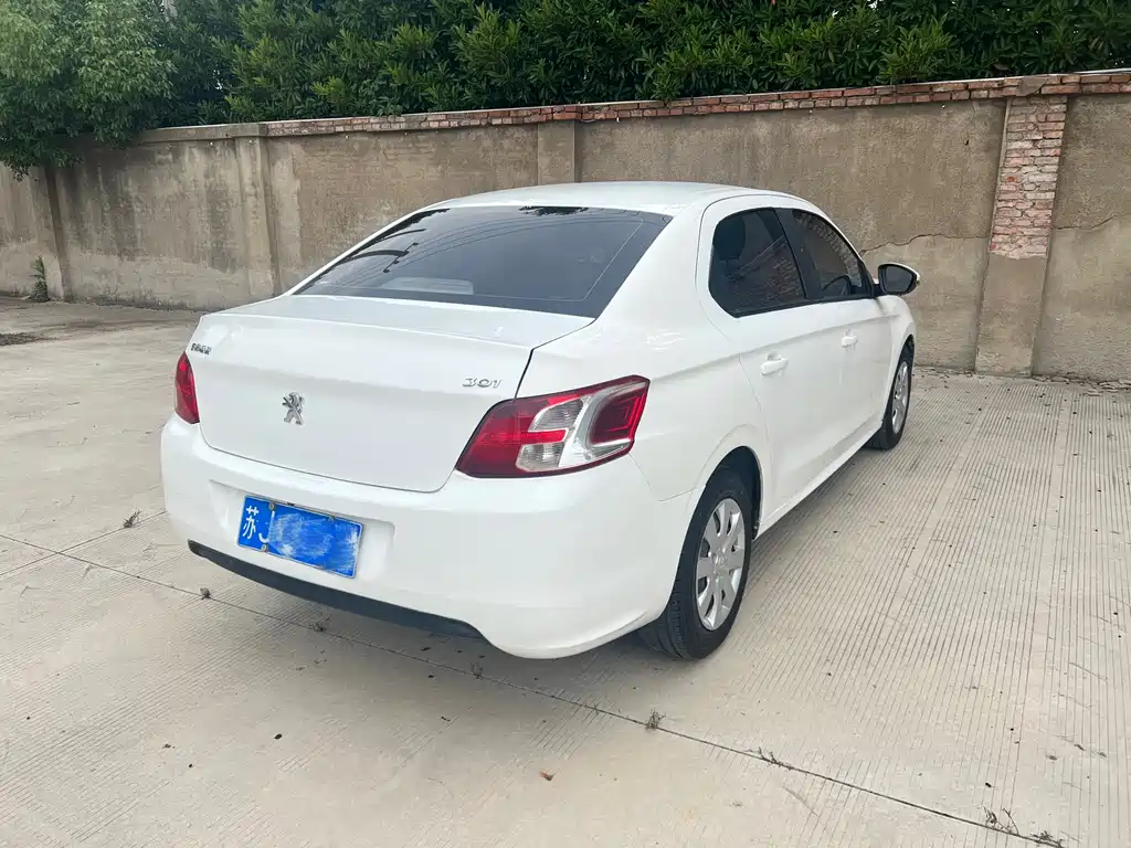 Peugeot 301 2016 1.6L automatic comfort version купить на сайте DeffCars