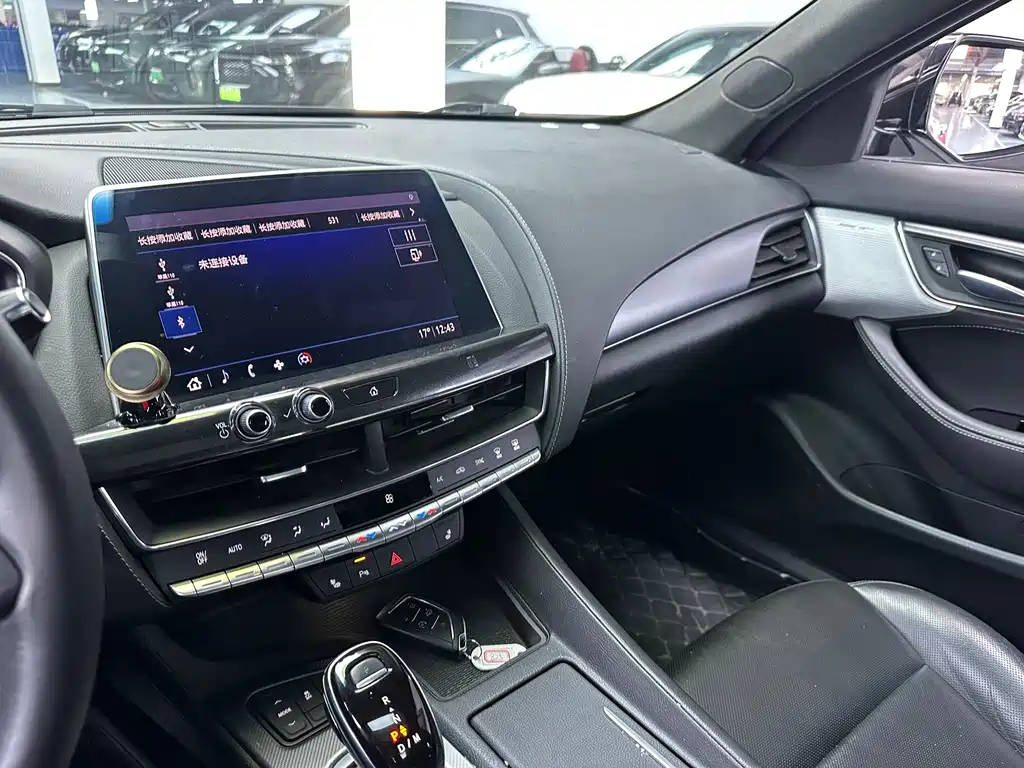 Cadillac CT5 2021 28T luxury model купить на сайте DeffCars