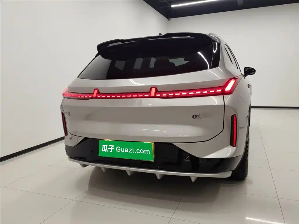 Lynk & Co 08 EM-P 2023 model 245km ultra-long battery life Halo купить на сайте DeffCars