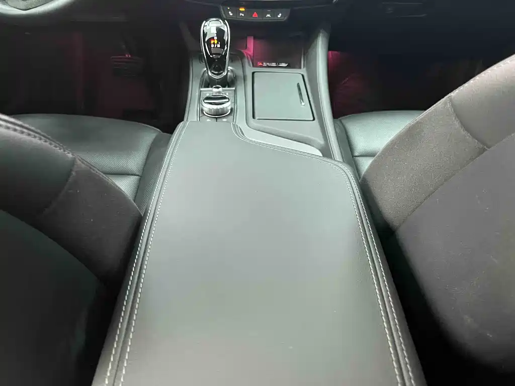 Cadillac CT5 2024 28T Luxury Pro купить на сайте DeffCars