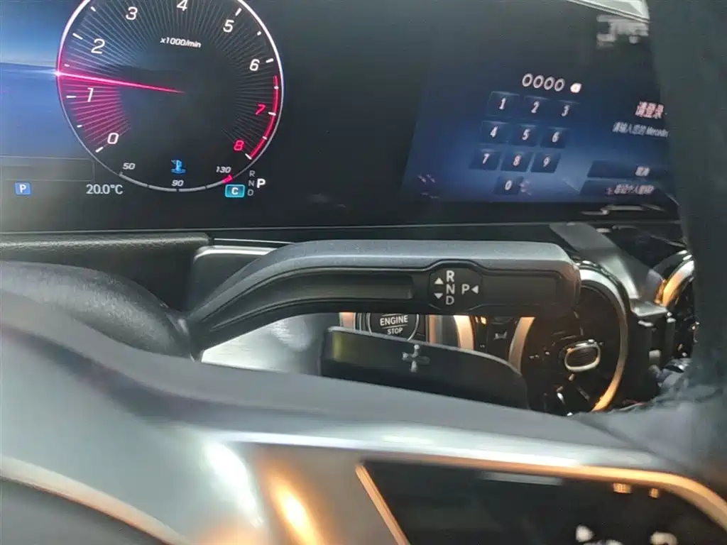 Mercedes-Benz GLB 2024 GLB 200 Dynamic купить на сайте DeffCars