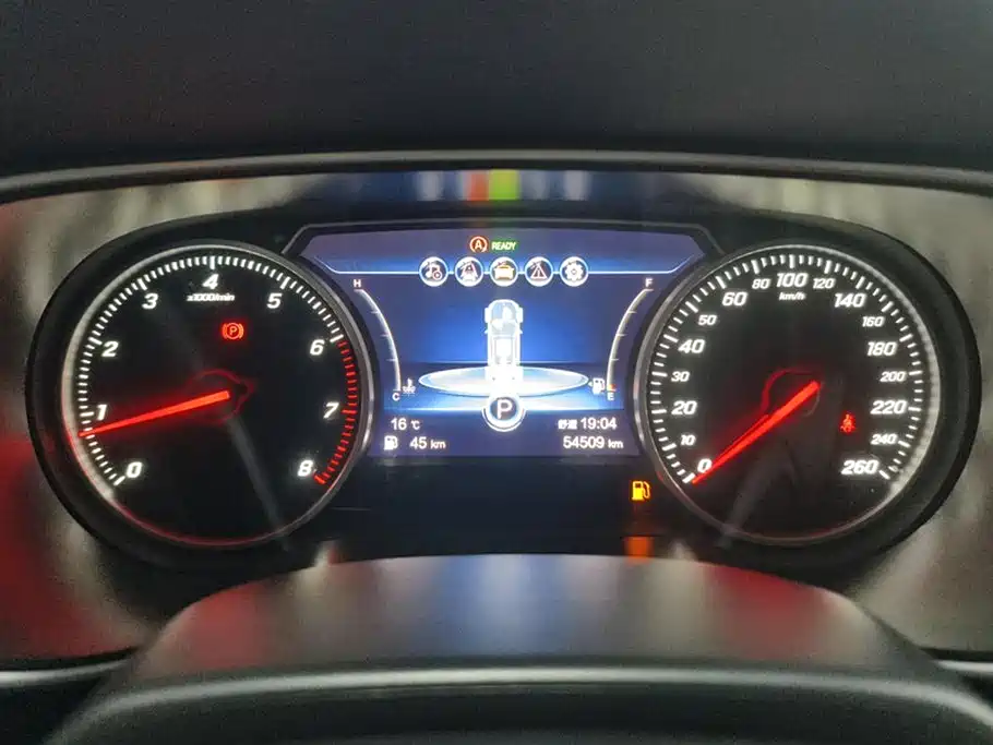Hongqi H5 2022 classic model facelift 1.8T automatic smart connected flag rhyme version купить на сайте DeffCars