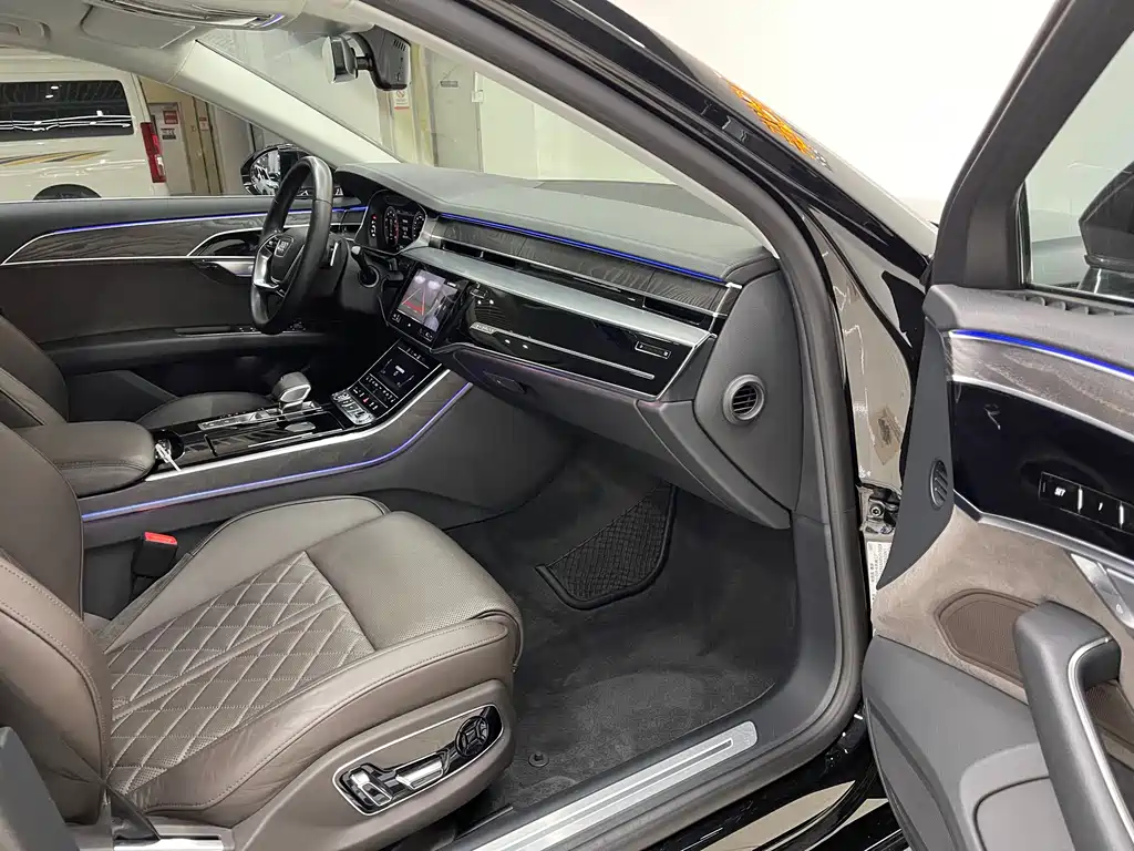 Audi A8 2021 A8L 50 TFSI quattro comfort type купить на сайте DeffCars