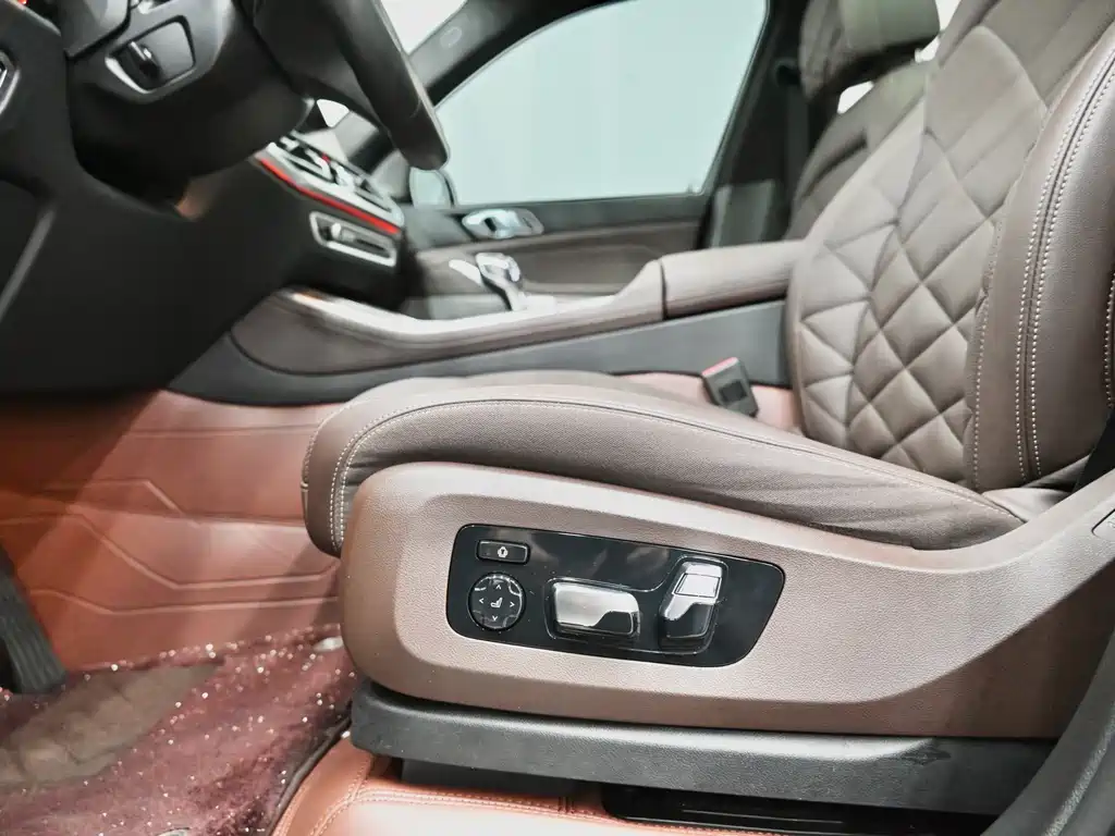 BMW X5 2022 xDrive 40Li M Sports Package купить на сайте DeffCars