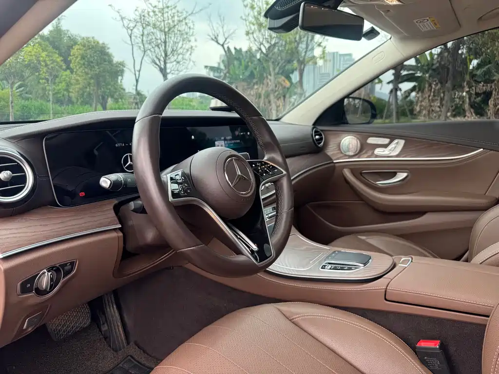 Mercedes-Benz E-Class 2023 E 300 L Luxury Model купить на сайте DeffCars