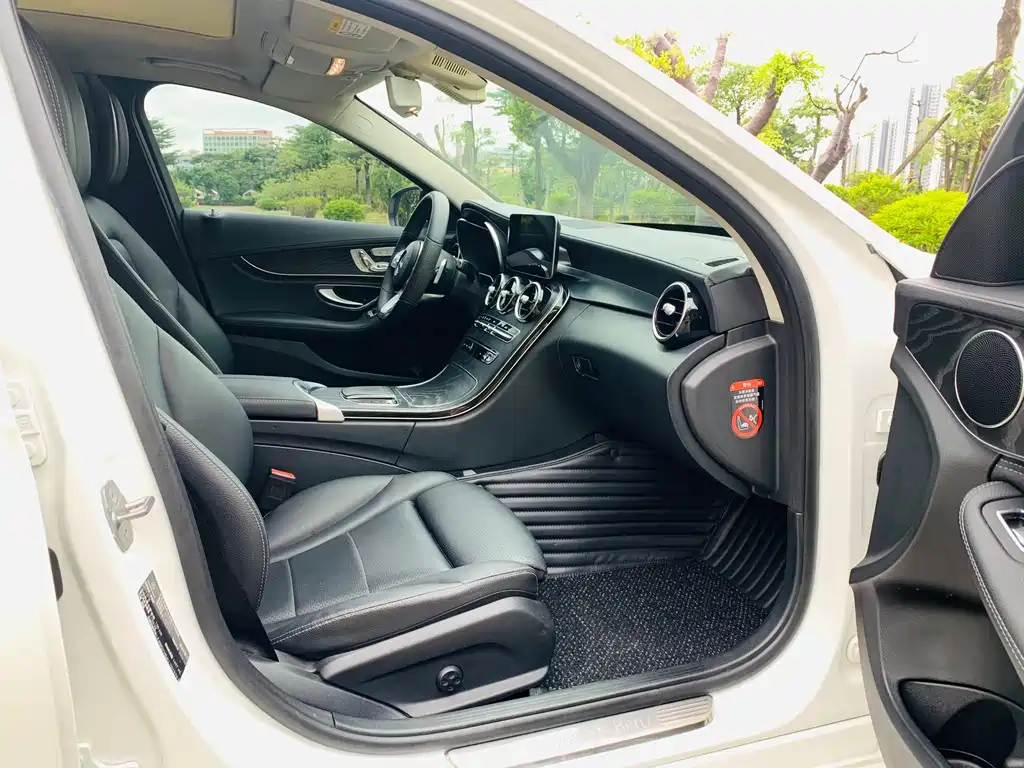 Mercedes-Benz C-Class 2020 facelift C 260 L sports version купить на сайте DeffCars