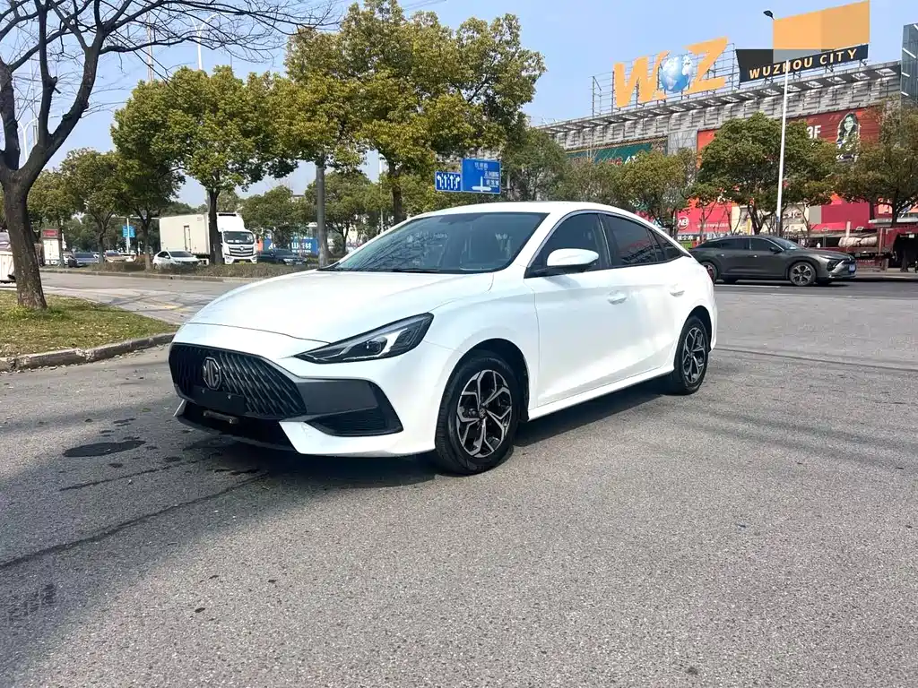 MG5 2023 180DVVT CVT Deluxe Edition купить на сайте DeffCars