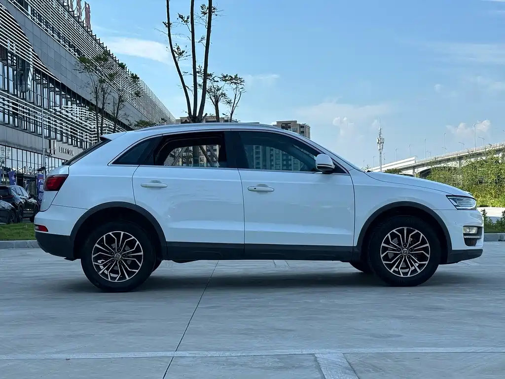Zotye SR7 2017 1.5T CVT Rubik’s Cube Heart Edition купить на сайте DeffCars