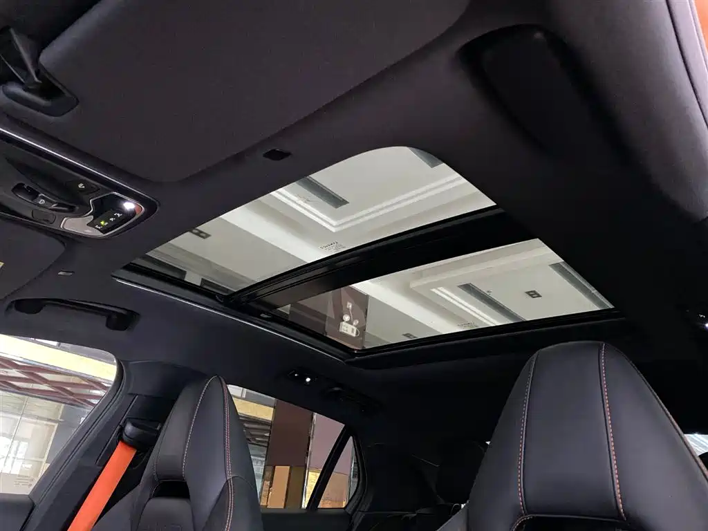 Lynk & Co 03 2023 2.0TD DCT Halo купить на сайте DeffCars
