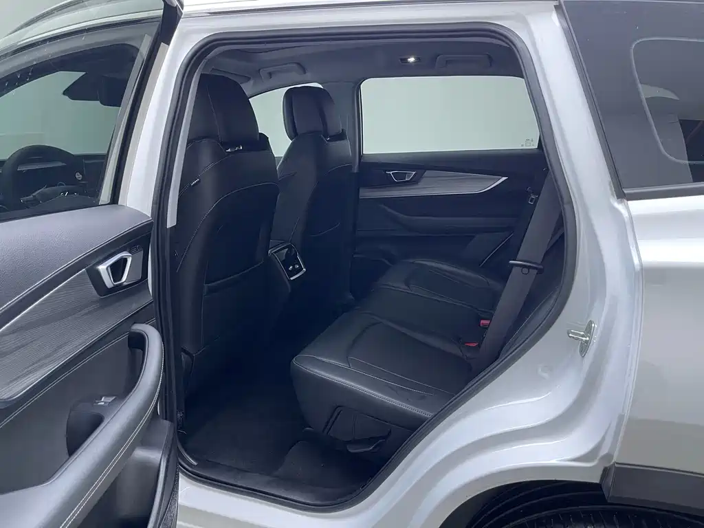 Tiggo 8 PLUS 2022 model 290TGDI DCT luxury version+ купить на сайте DeffCars