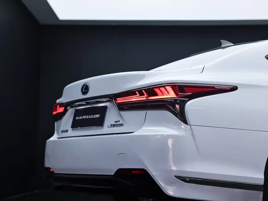 Lexus LS 2018 500h F SPORT National V купить на сайте DeffCars