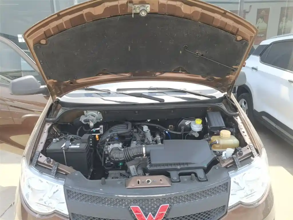 Wuling Hongguang 2020 1.2L S basic model National VI LSI купить на сайте DeffCars