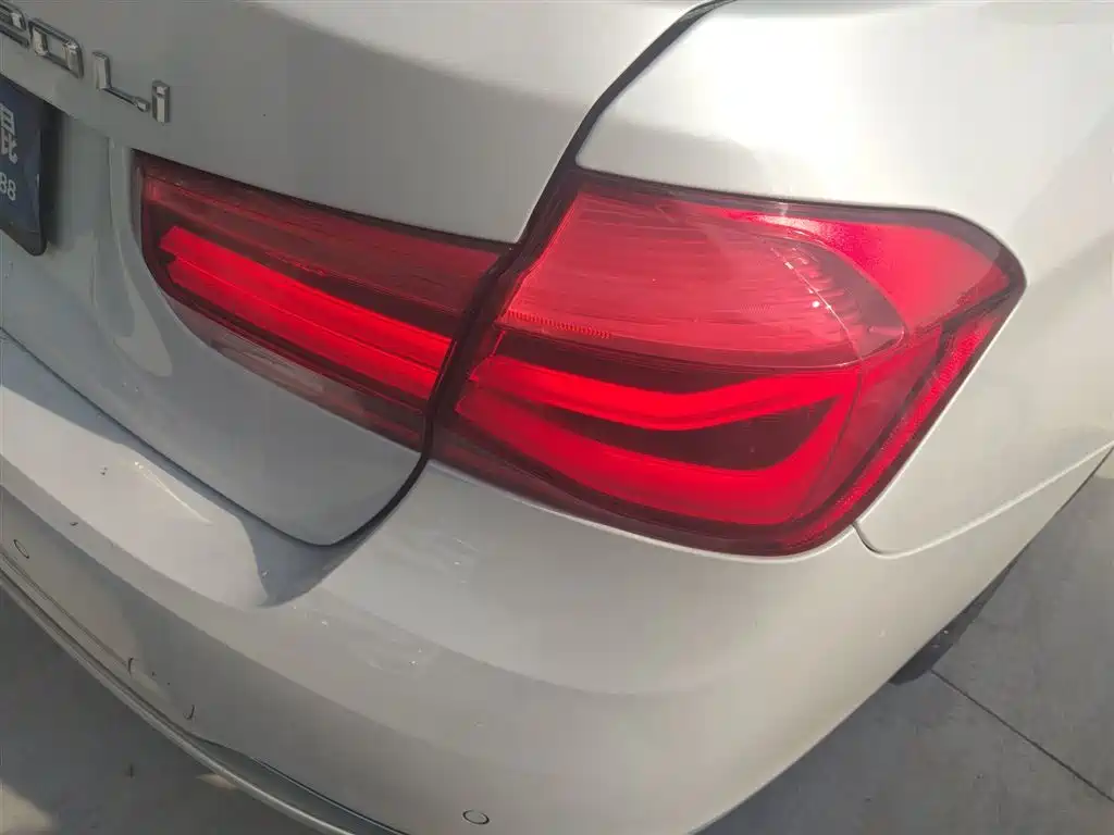 BMW 3 Series 2018 320Li Fashion Model купить на сайте DeffCars