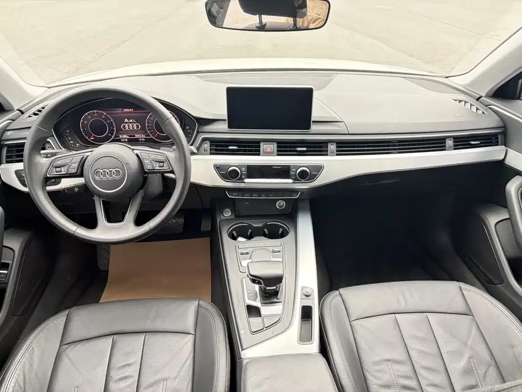 Audi A4L 2019 40 TFSI Fashion Type National VI купить на сайте DeffCars