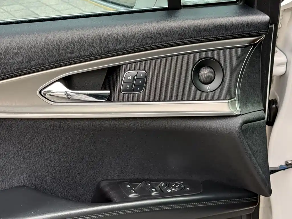 Lincoln MKX 2015 2.0T four-wheel drive premium version купить на сайте DeffCars