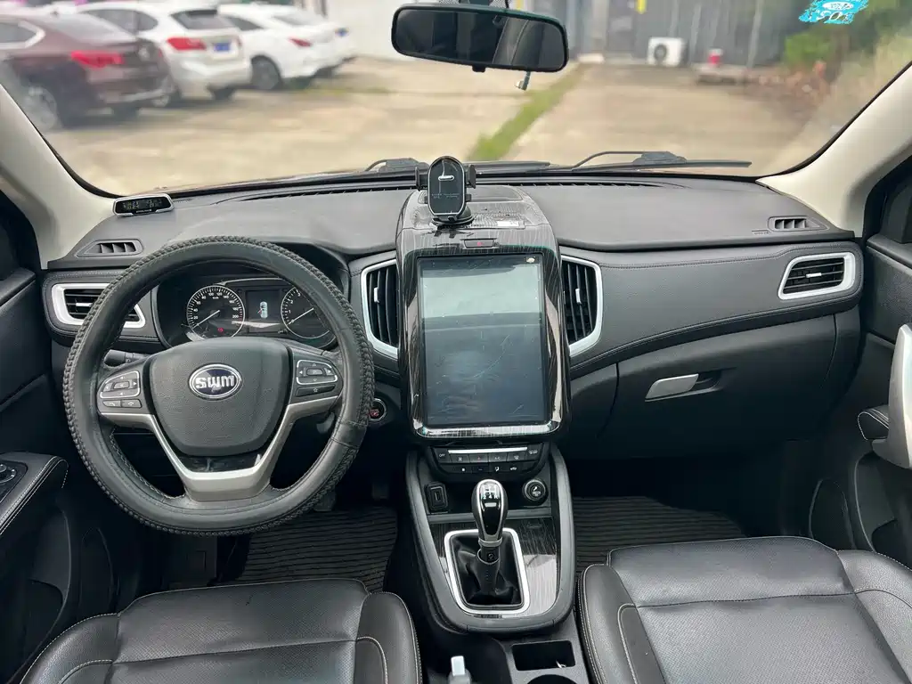 X7 2016 1.8L Manual Luxury 7 Seater купить на сайте DeffCars
