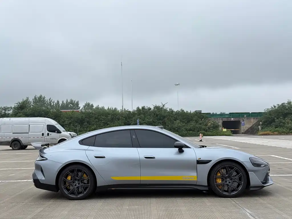 U7 Ultra 2025 купить на сайте DeffCars