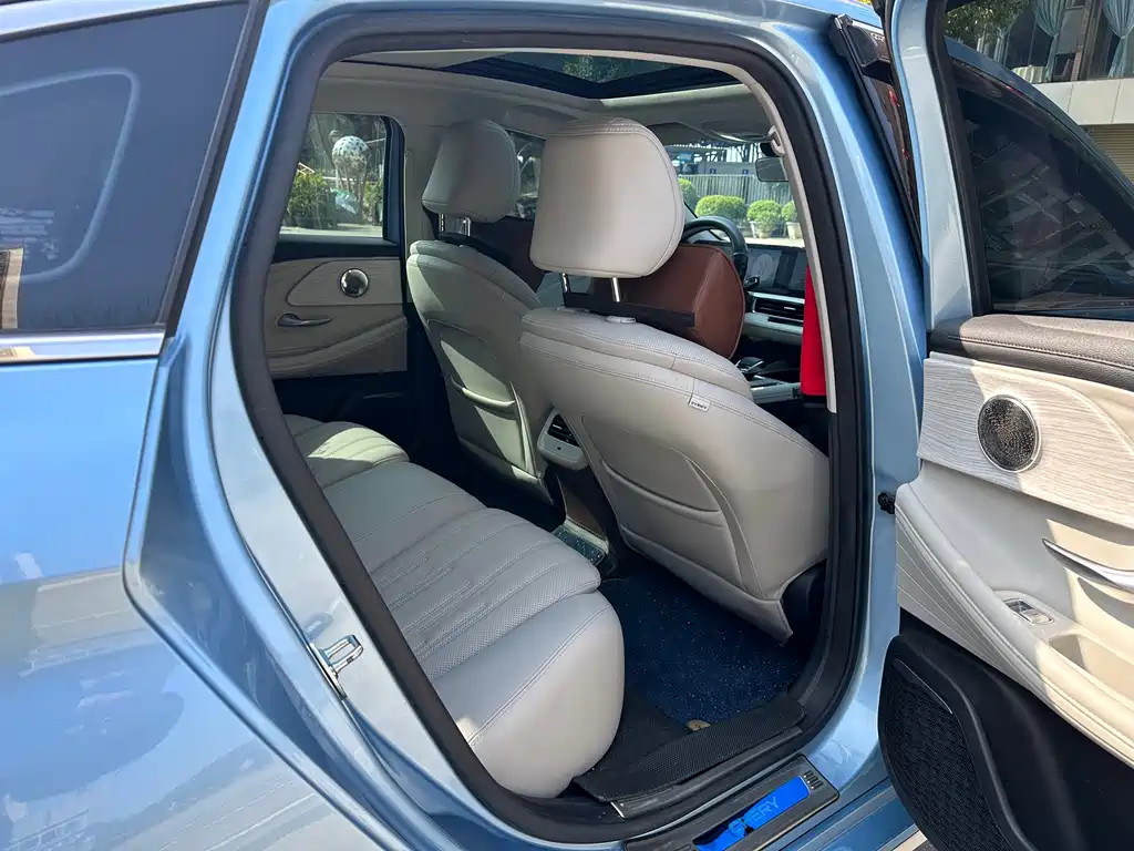 Fengyun A8 2024 127 Voyage Edition Luxury купить на сайте DeffCars