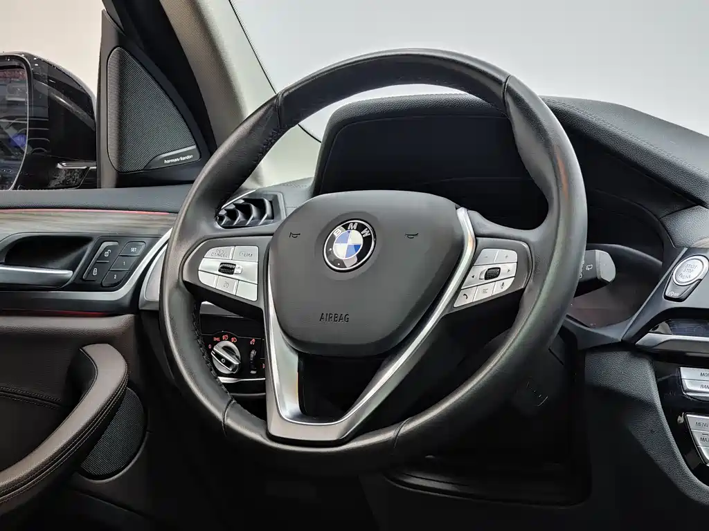 BMW X3 2021 xDrive28i Luxury Package купить на сайте DeffCars