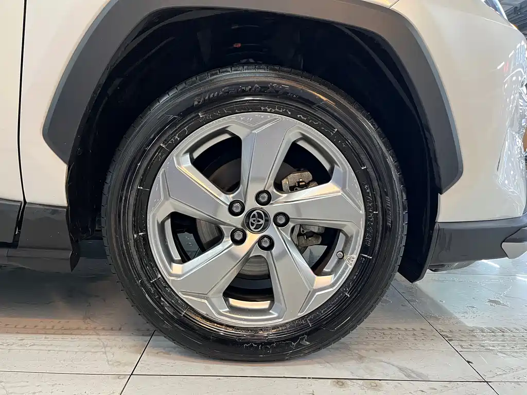 RAV4 Rongfang 2020 Dual Engine 2.5L E-CVT Two-wheel Drive Elite Edition купить на сайте DeffCars