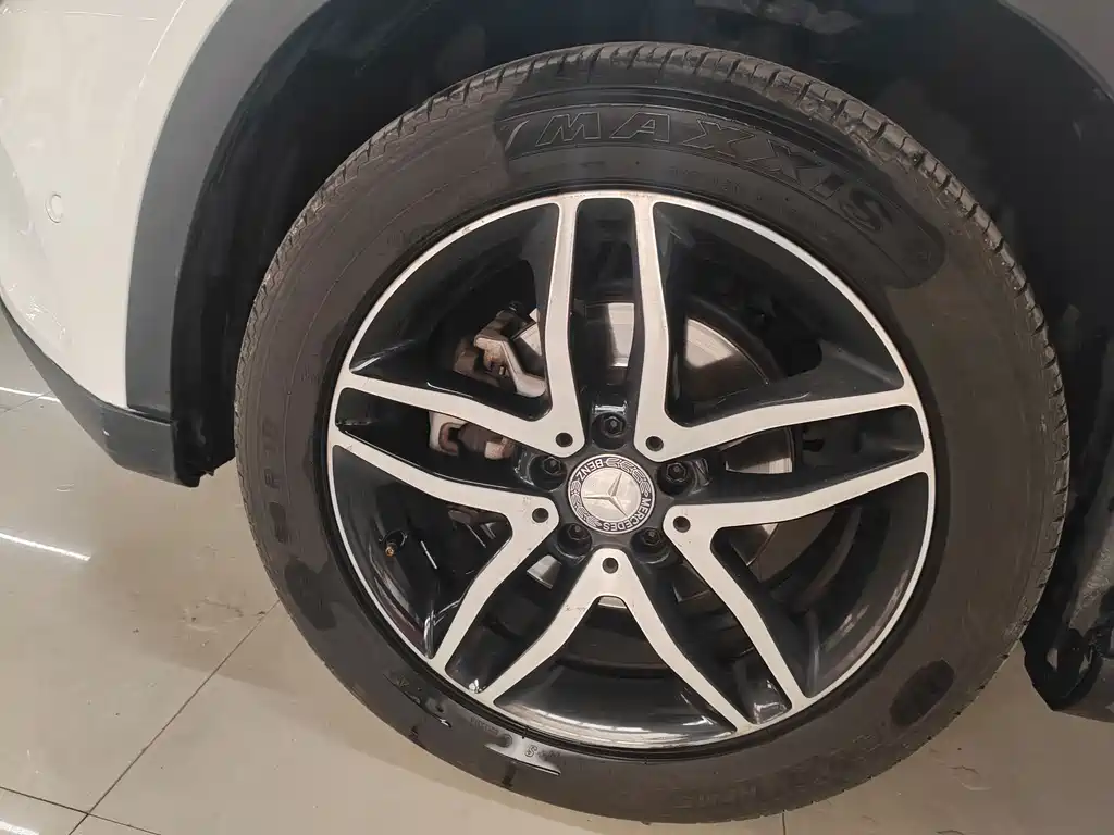 Mercedes-Benz GLA 2016 GLA 200 Fashion Model купить на сайте DeffCars