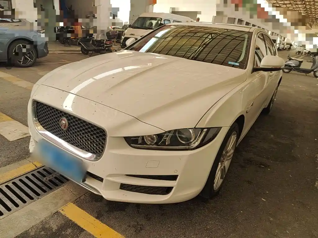 Jaguar XEL 2019 2.0T 200PS Exclusive Edition купить на сайте DeffCars