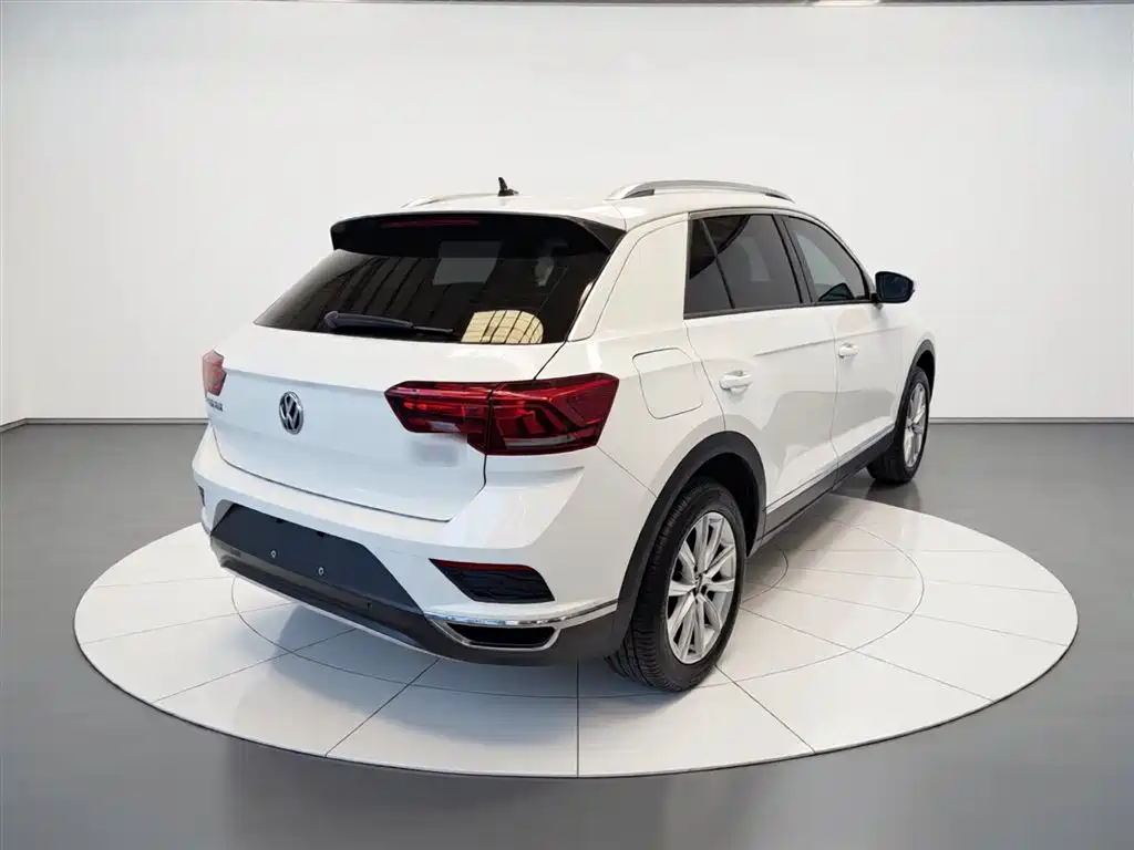 T-ROC 2019 230TSI DSG two-wheel drive aggressive model National VI купить на сайте DeffCars