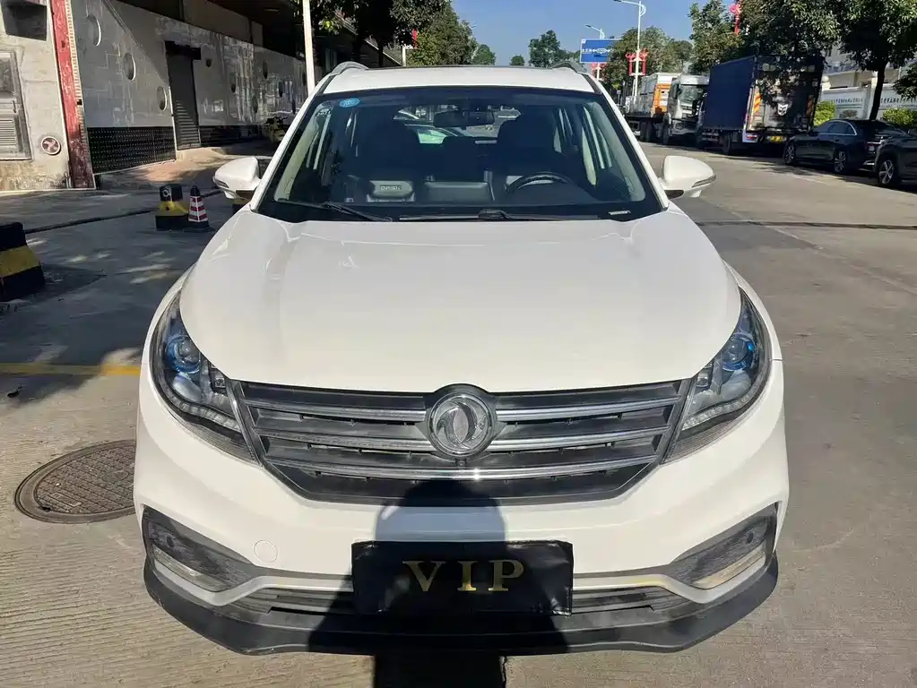 Fengguang 580 2016 facelift 1.5T CVT comfort model купить на сайте DeffCars
