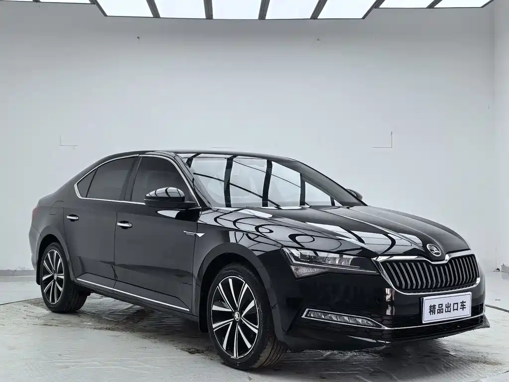 Superb 2023 facelift TSI280 DSG exclusive version купить на сайте DeffCars