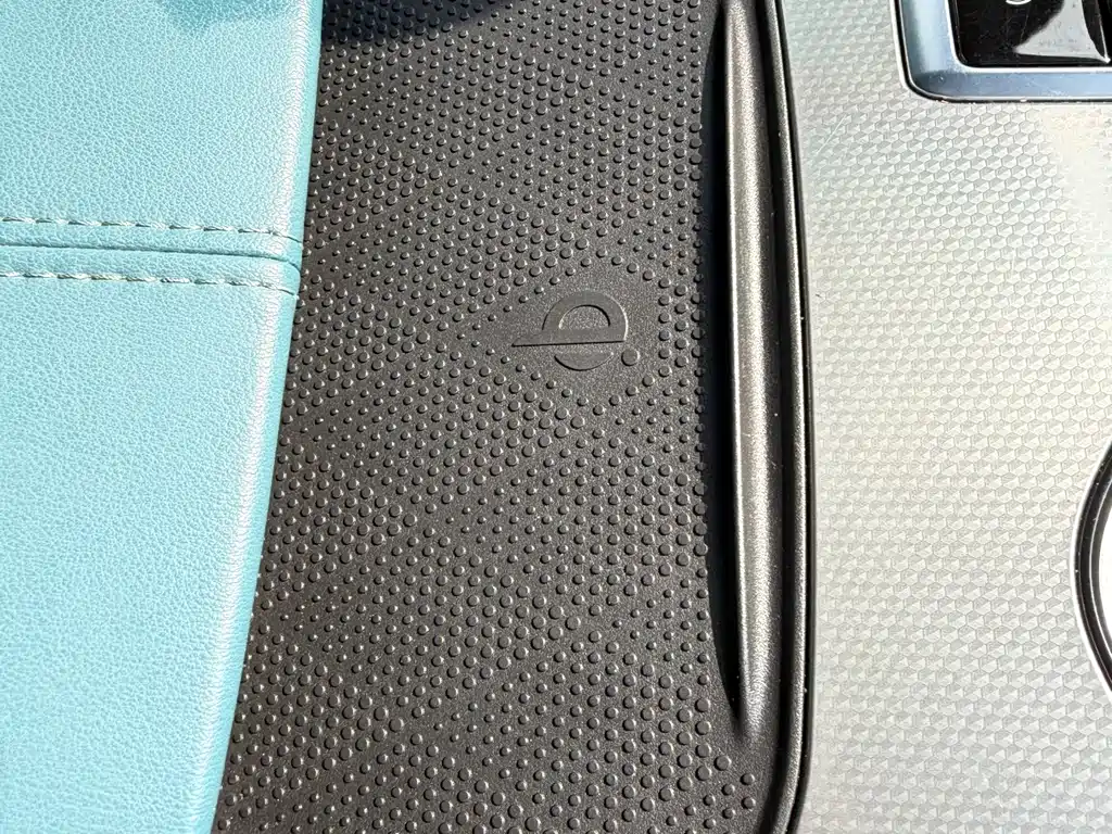 MG7 2023 2.0T Automatic Beauty Hunting Luxury Edition купить на сайте DeffCars