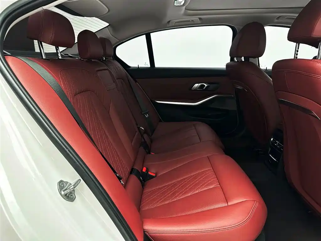BMW 3 Series 2023 320Li M Sports Package купить на сайте DeffCars