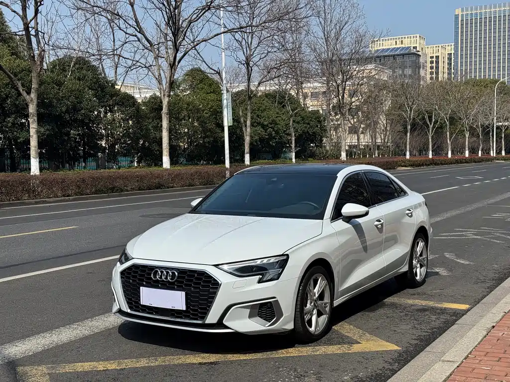 Audi A3 2021 A3L Limousine 35 TFSI Fashionable and Elegant купить на сайте DeffCars