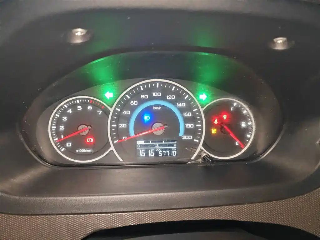 Wuling Rongguang new card 2021 1.8L basic single row dual rear wheel LJ479Q6 купить на сайте DeffCars