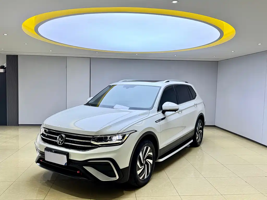 Tiguan L 2023 280TSI automatic two-wheel drive Chaochuang limited edition купить на сайте DeffCars