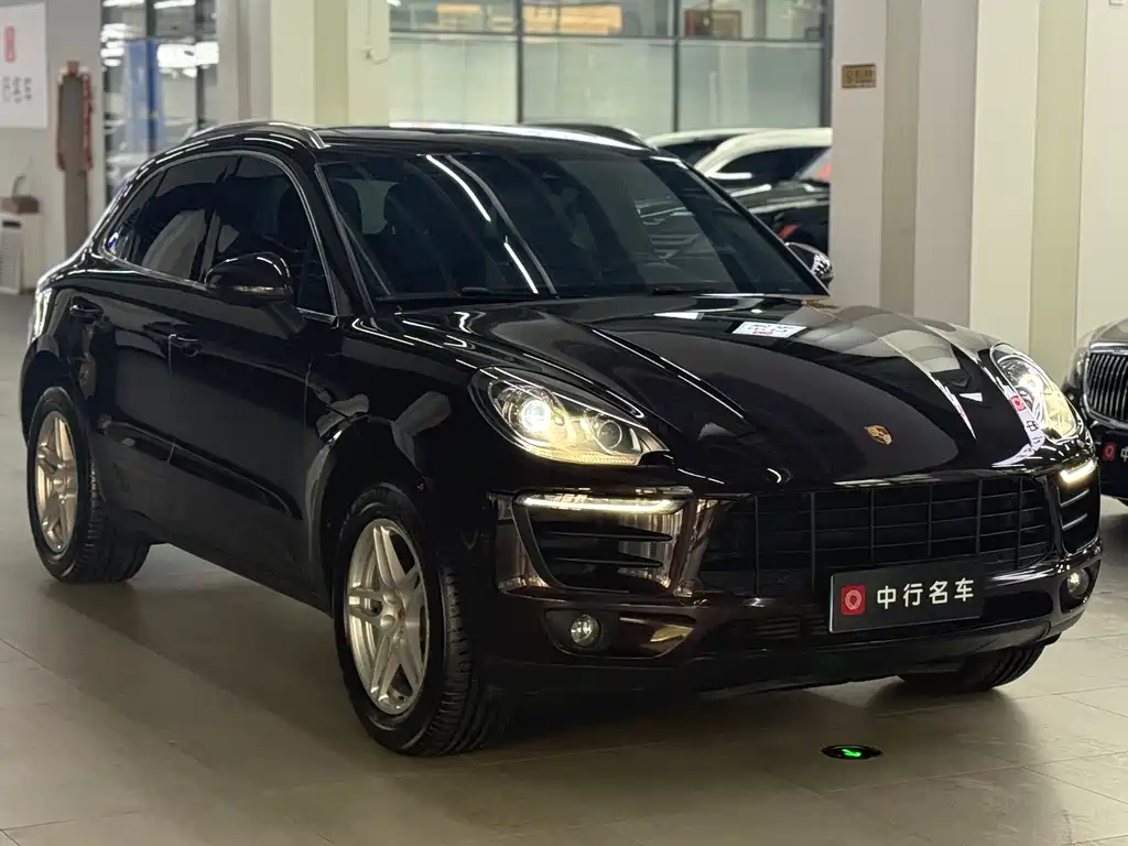 Macan 2017 Macan 2.0T купить на сайте DeffCars