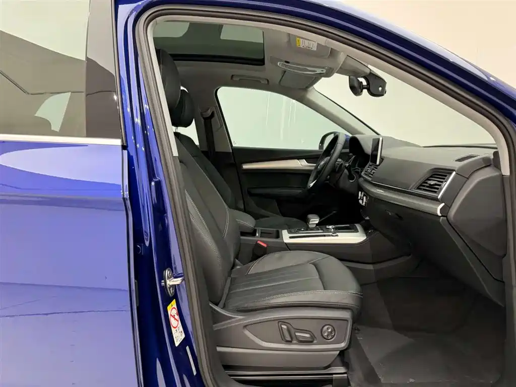 Audi Q5L 2020 facelift 40 TFSI enjoys fashionable style купить на сайте DeffCars
