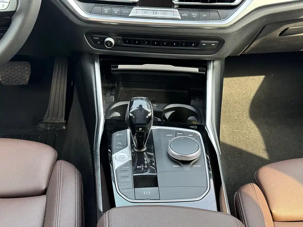 BMW 3 Series 2020 325Li Launch Edition купить на сайте DeffCars