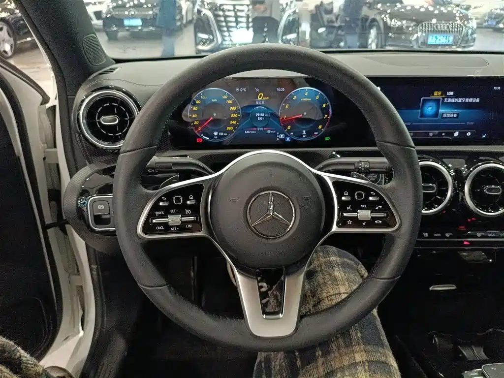 Mercedes-Benz A-Class 2021 A 200 L Sports Sedan Dynamic Type купить на сайте DeffCars