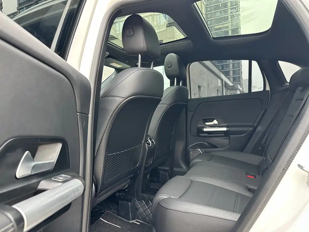 Mercedes-Benz GLA 2023 GLA 220 купить на сайте DeffCars