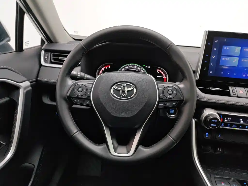 RAV4 Rongfang 2022 2.0L CVT two-wheel drive fashion Plus version купить на сайте DeffCars