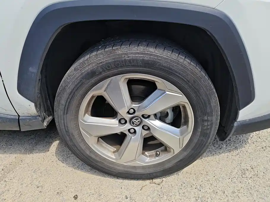 RAV4 Rongfang 2020 2.0L CVT two-wheel drive fashion version купить на сайте DeffCars