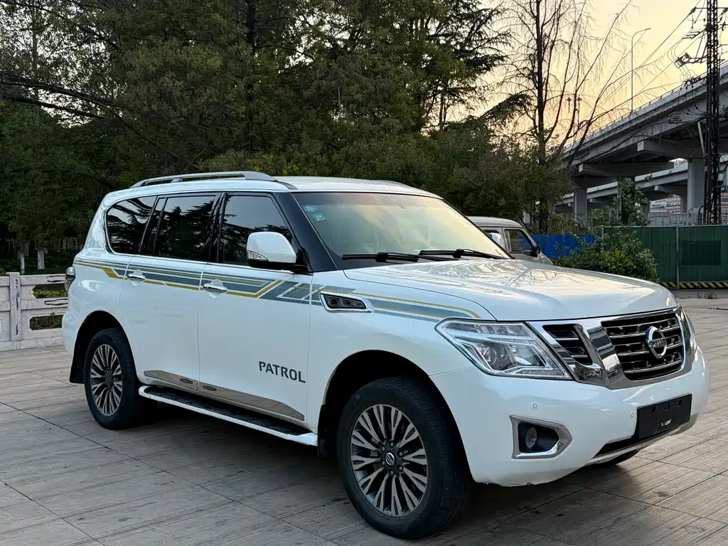 Patrol 2018 4.0L LinkedIn model купить на сайте DeffCars