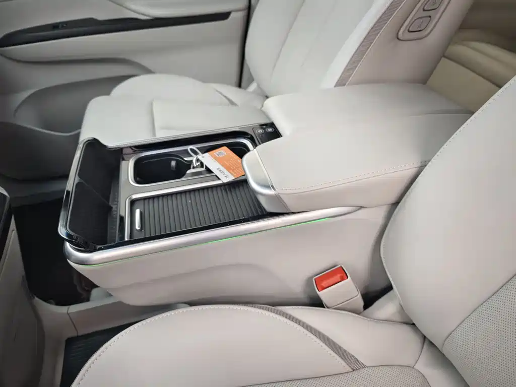 Buick GL8 2023 ES Lu Zun Exclusive Heyue Edition купить на сайте DeffCars