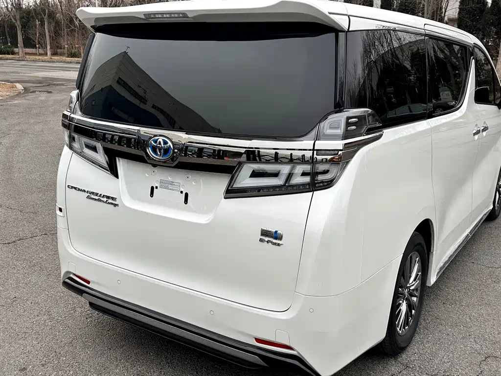 Wilfa 2021 Crown Dual Engine 2.5L HV Extreme Edition купить на сайте DeffCars