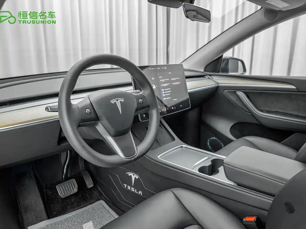 Model Y 2022 modified rear-wheel drive version купить на сайте DeffCars