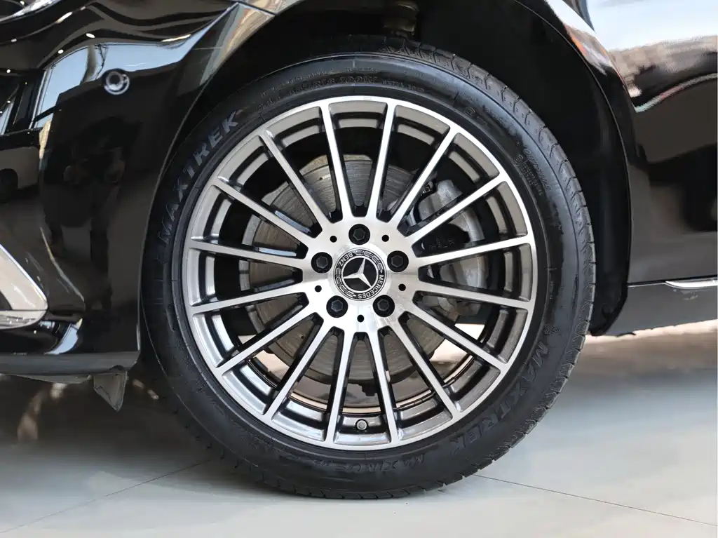 Mercedes-Benz E-Class 2023 E 260 L 4MATIC купить на сайте DeffCars