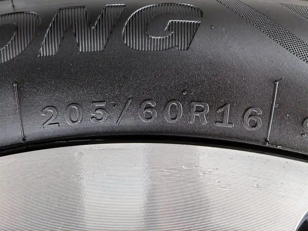 Star Wishes 2025 UP 410km Discovery Edition купить на сайте DeffCars